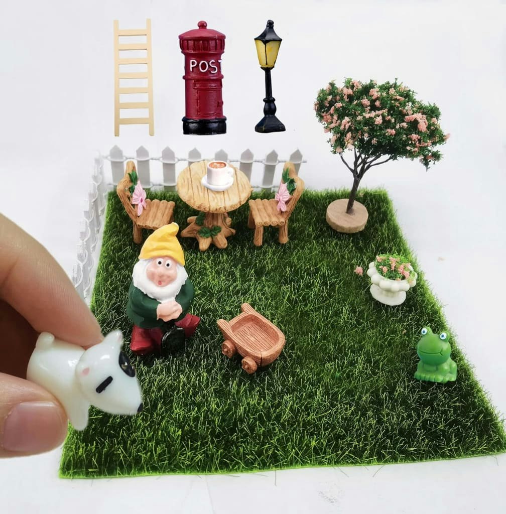 18-Piece Fairy Garden Kit: $6.98