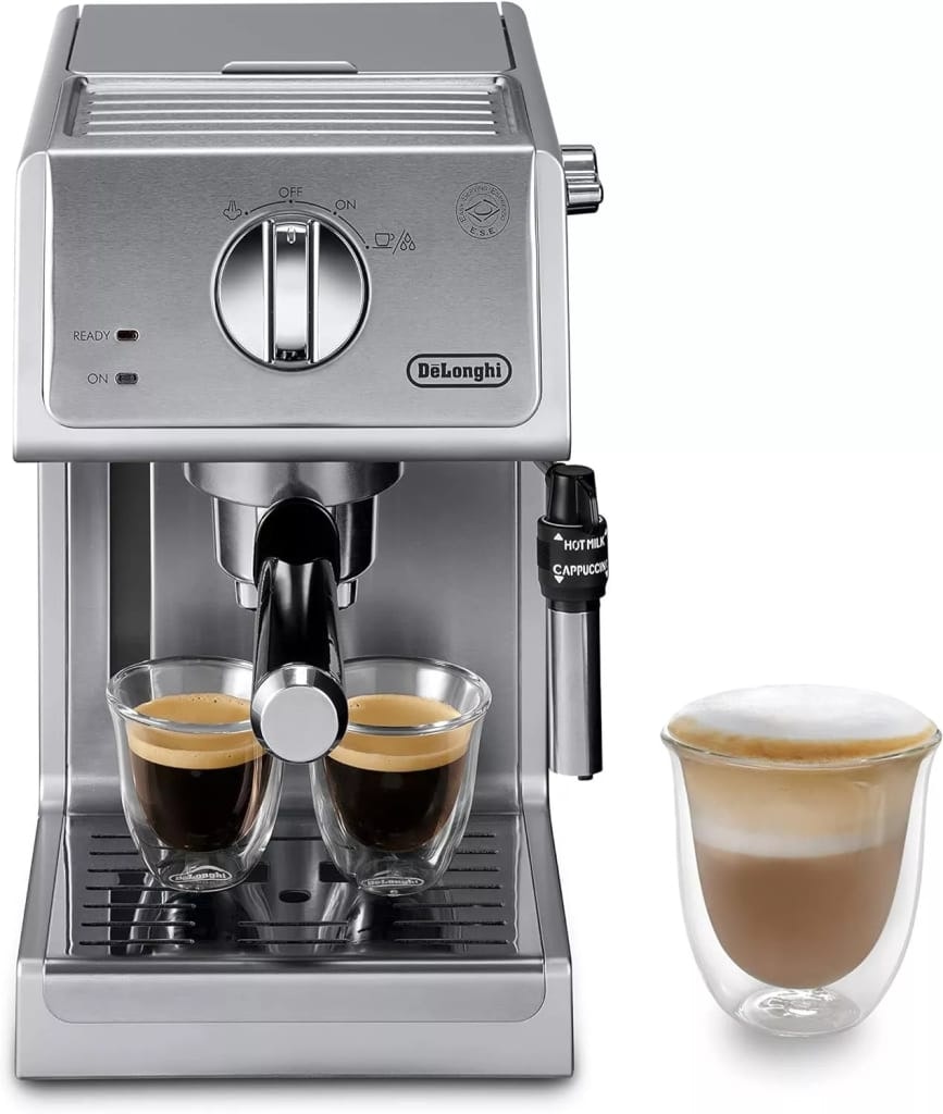 DeLonghi De'Longhi 15-Bar Espresso Machine: $149.95
