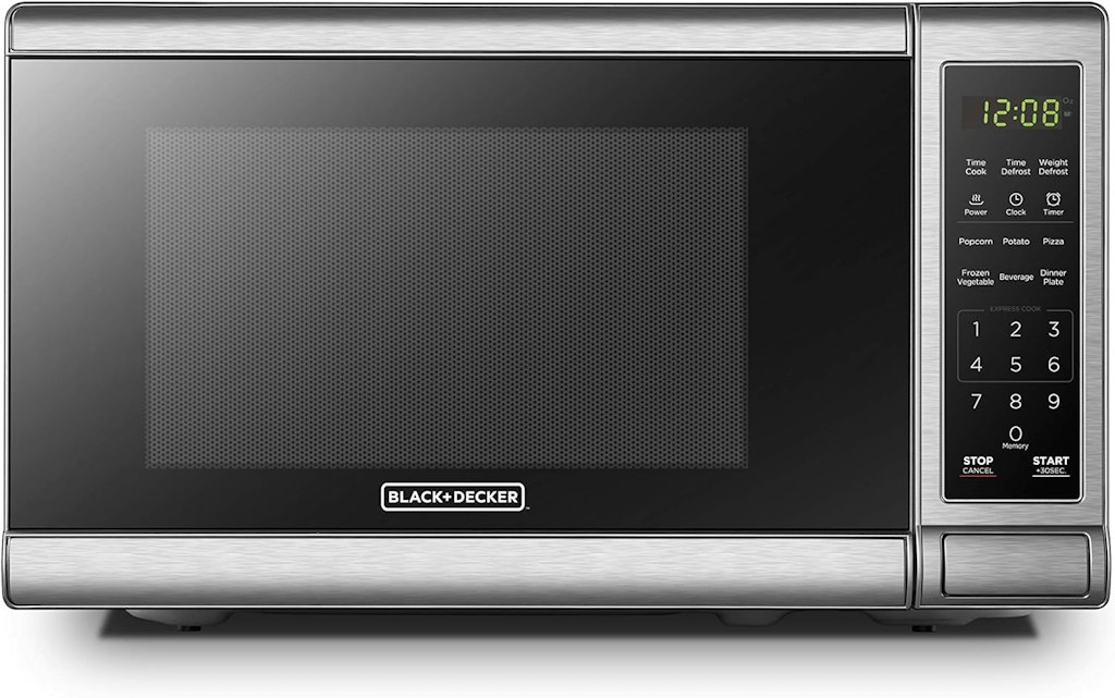 Black+Decker Black + Decker 700W Countertop Microwave Oven: $79.97