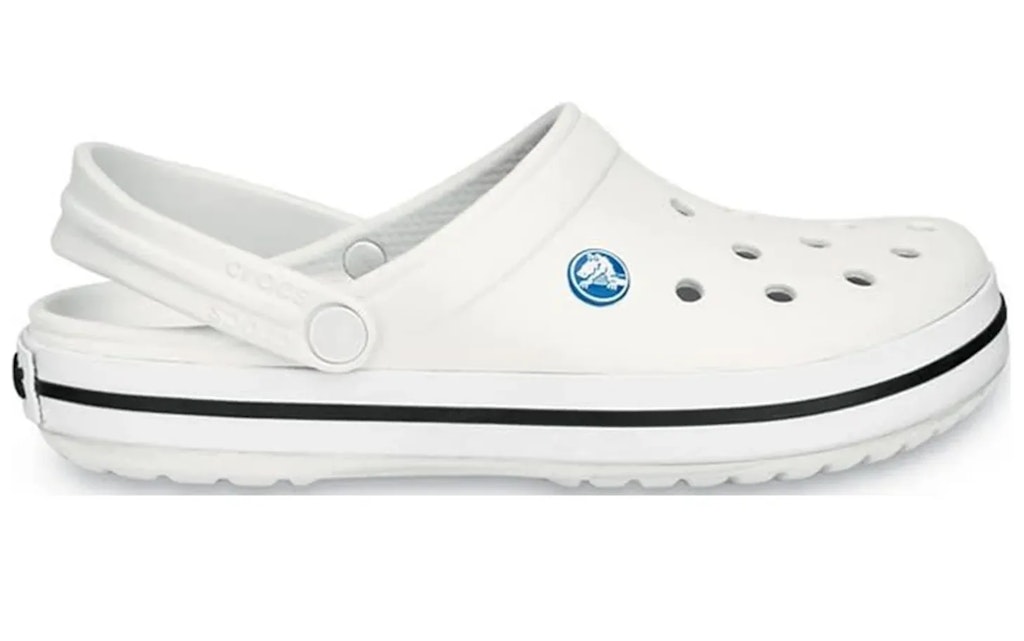 Crocs at Walmart: Up to $20 off