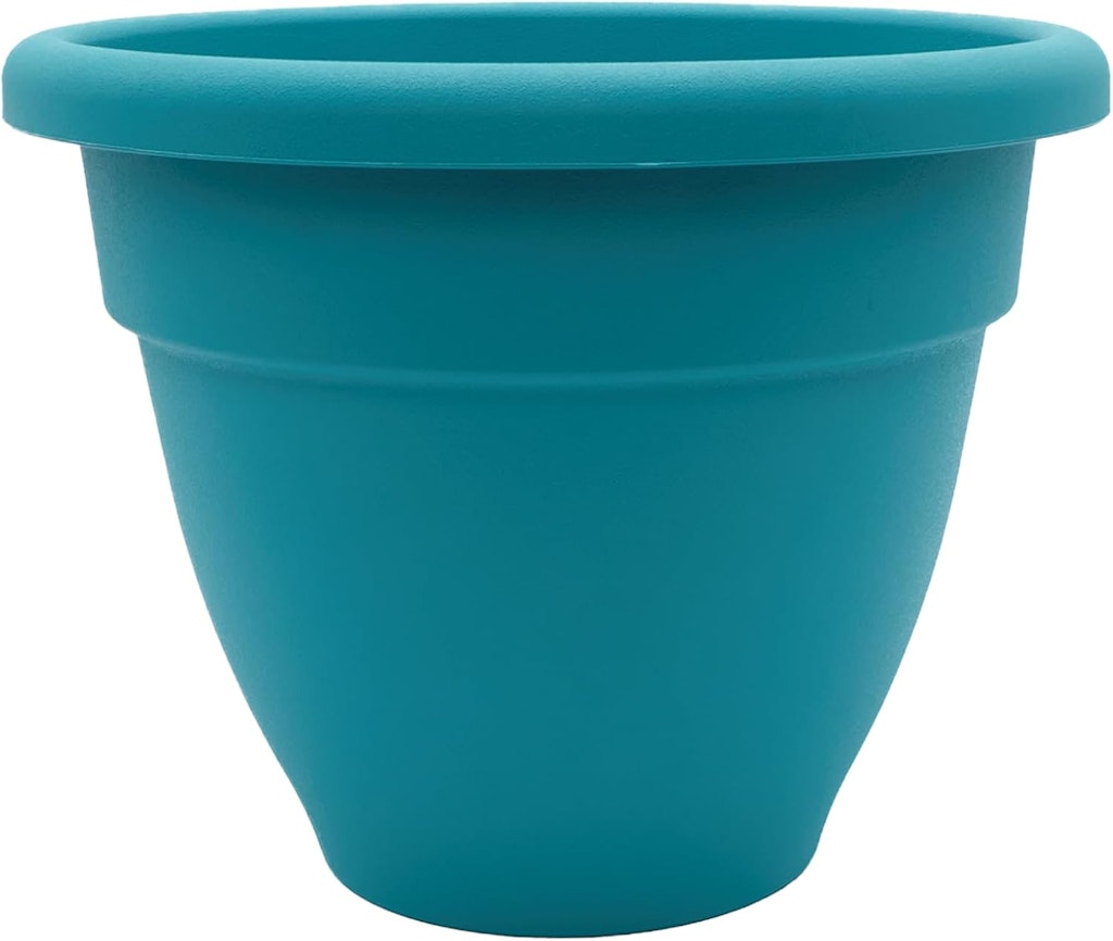 The HC Companies 12" Lightweight Outdoor Planter Pot: $7.59