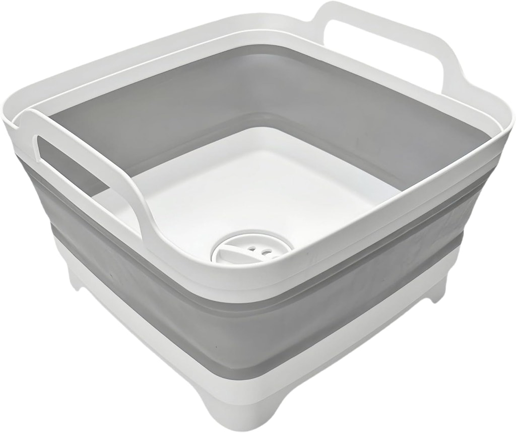 9L Collapsible Wash Basin: $17