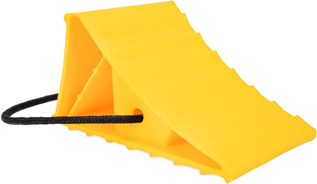 Camco Standard Wheel Chock w/ Rope: $4