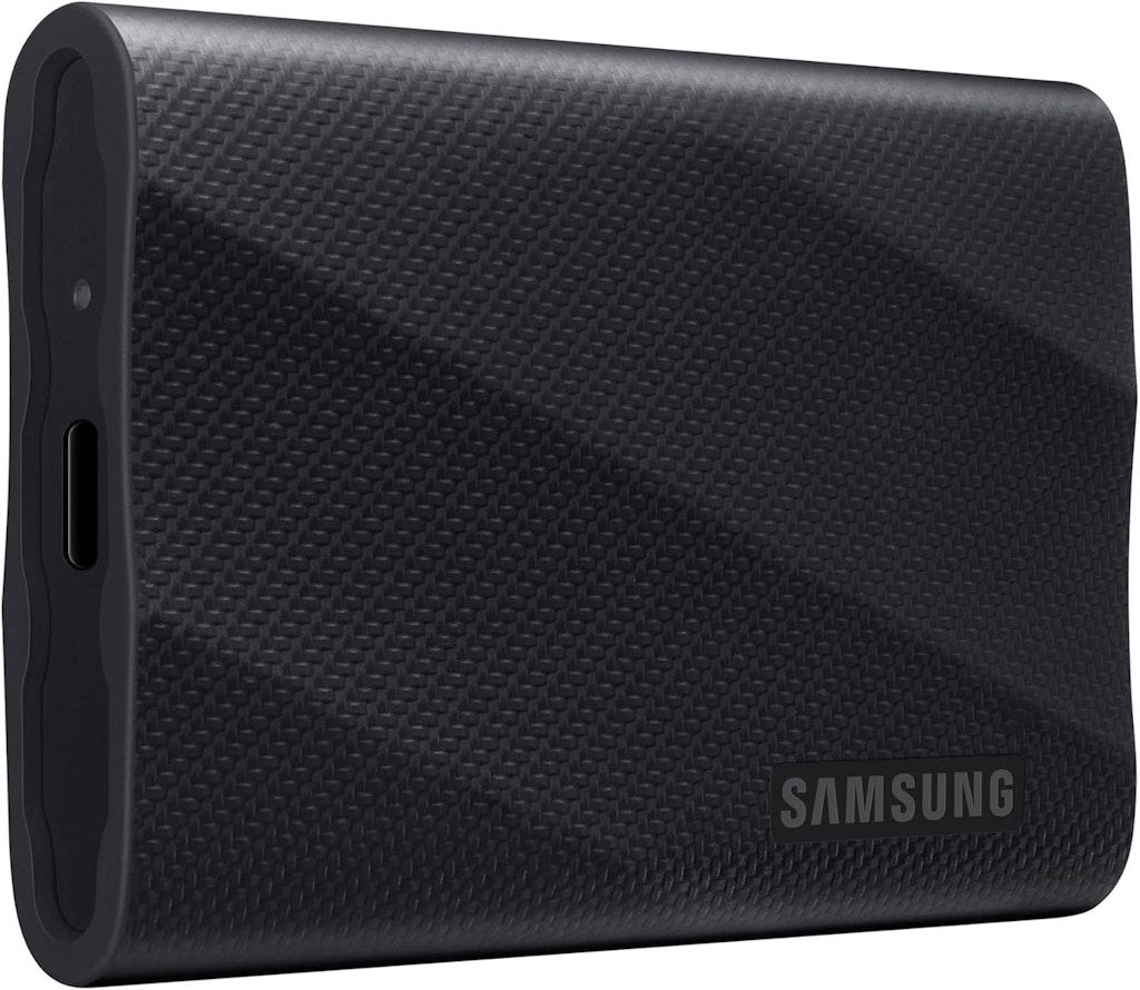 Samsung Memory & Storage Deals at Amazon: Up to 45% off