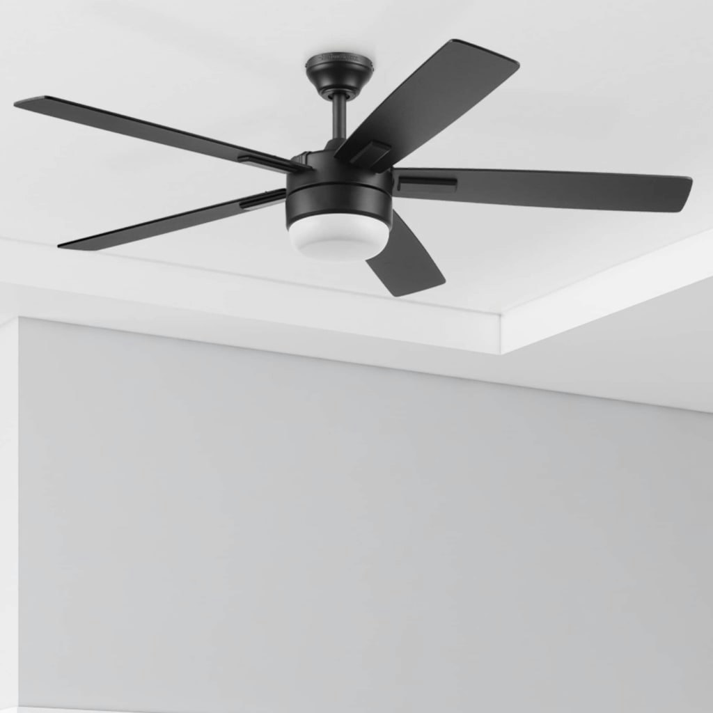Harbor Breeze Boltz III 52" Ceiling Fan With Light: $149.98