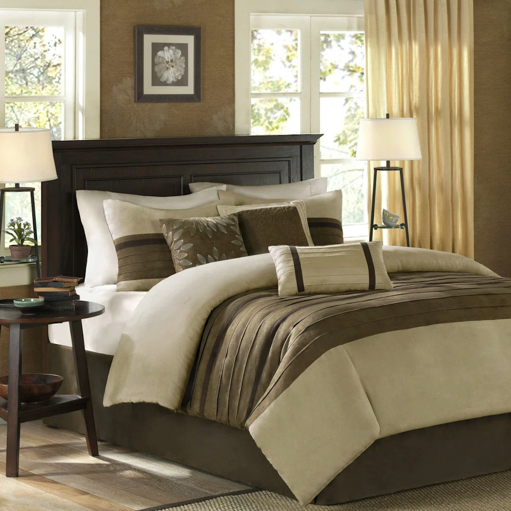 Wayfair Cyber Week Bedding Deals : Up to 50% off Wayfair Cyber Week Bedding Deals : Up to 50% off
