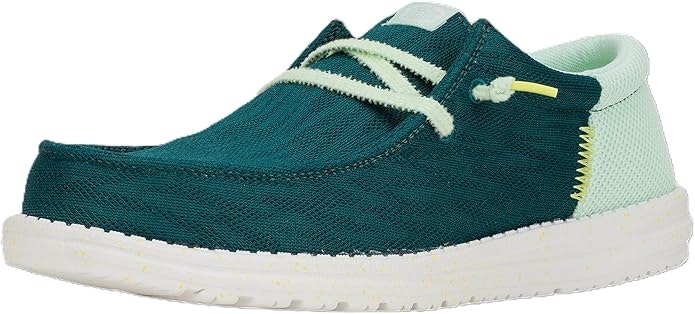 Clothing, Shoes, and Jewelry Outlet Deals at Amazon: Up to 80% off