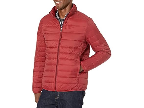 Amazon Essentials Men's Packable Lightweight Water Resistant Puffer Jacket: $15
