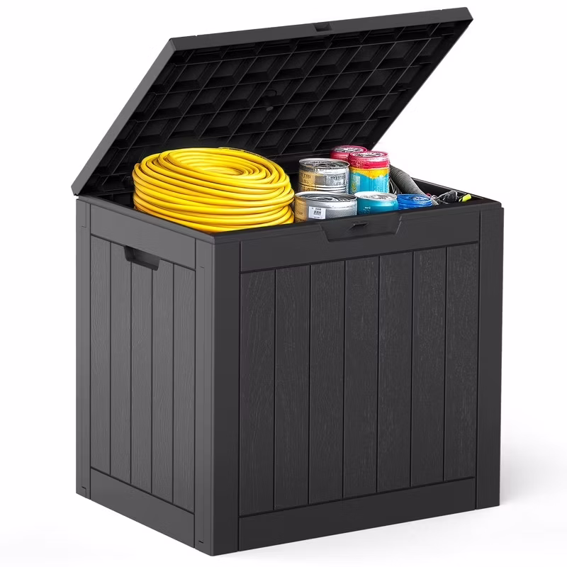  31-Gallon Deck Box : $15
