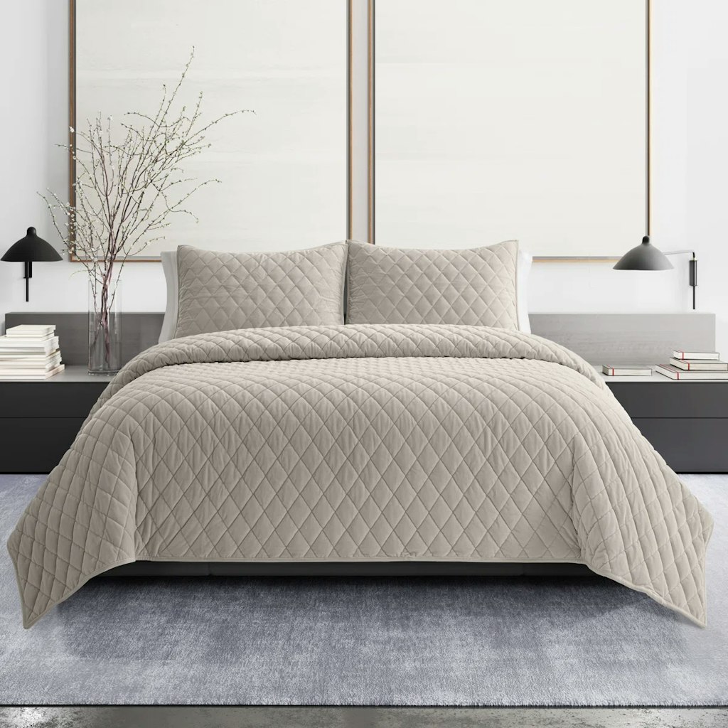 Vera Wang Bedding Deals at Perigold: Up to 64% off + Extra 10% off Vera Wang Bedding Deals at Perigold: Up to 64% off + Extra 10% off