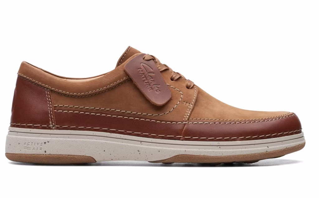 Clarks Outlet Deals at eBay: Up to 68% off
