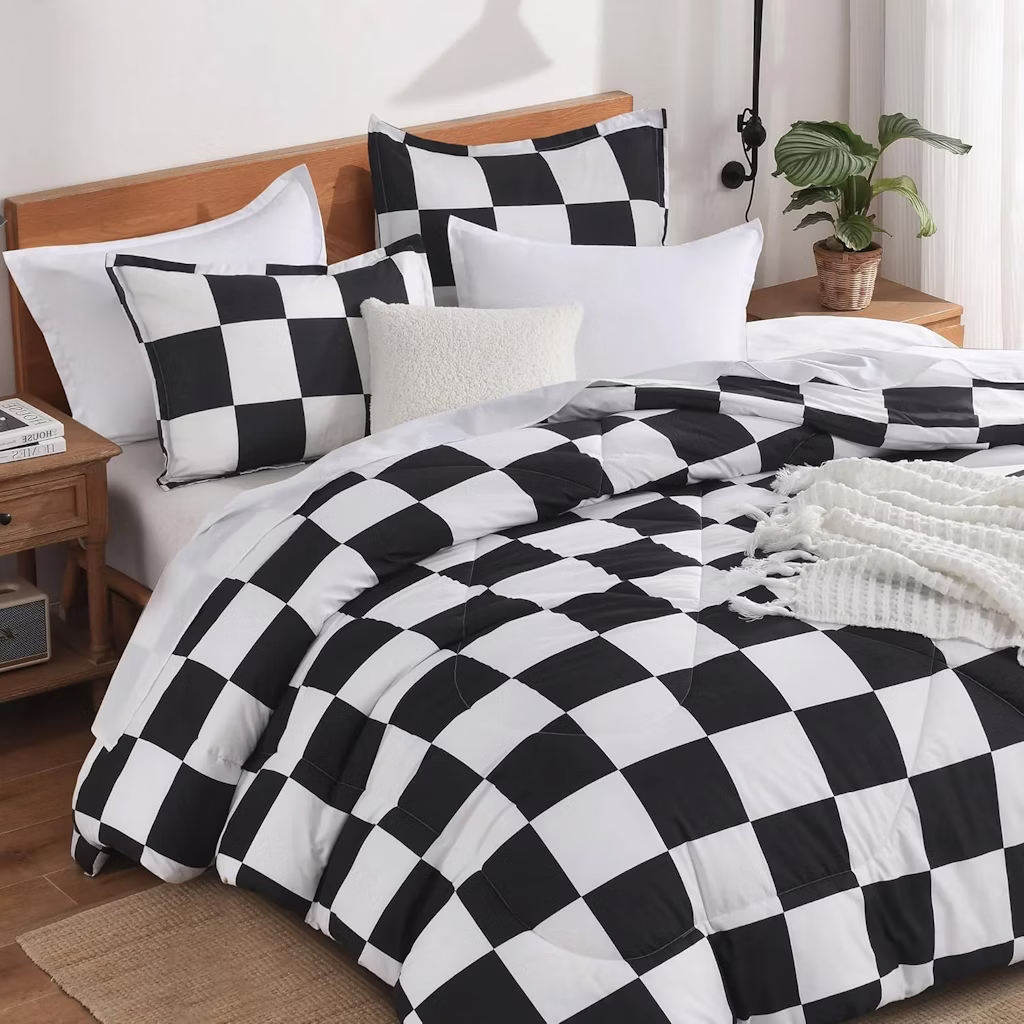 Andency 3-Piece Gingham Comforter Set : $34.00 Andency 3-Piece Gingham Comforter Set : $34.00