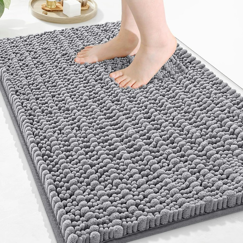 Arotive 30" x 20" Luxury Bathroom Rug: $8.99