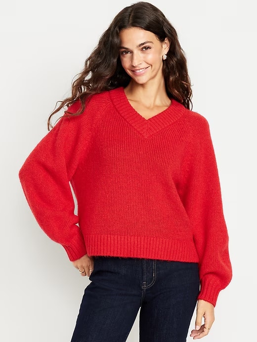 Old Navy Women's Cozy Cropped V-Neck Sweater: $9.99