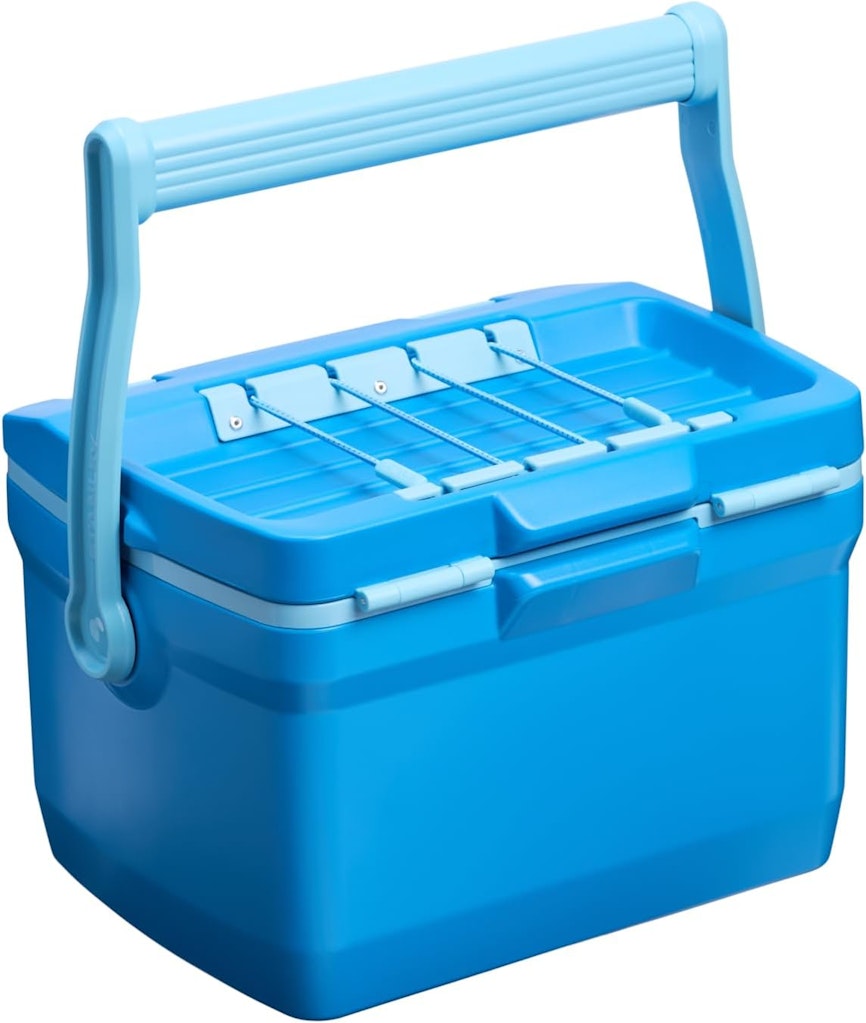 Stanley 1913 Adventure 7-Quart Easy Carry Lunch Cooler: $35