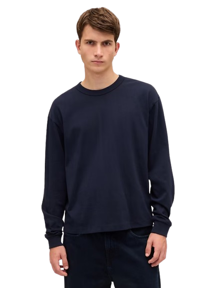 Gap Men's Heavyweight Crop T-Shirt: $9.98
