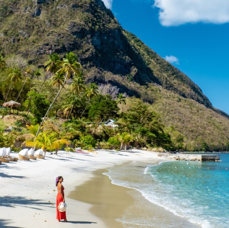 Windstar 7-Night Windward Islands Cruise: From $5,676 for 2