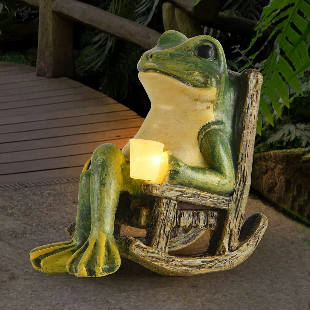 Miniature Frog Garden Statue: $15