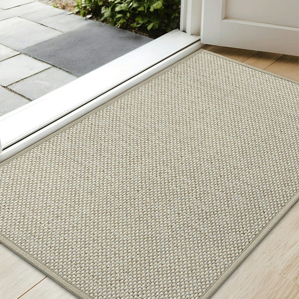 Pabube 17" x 29" Indoor Doormat: $13.59