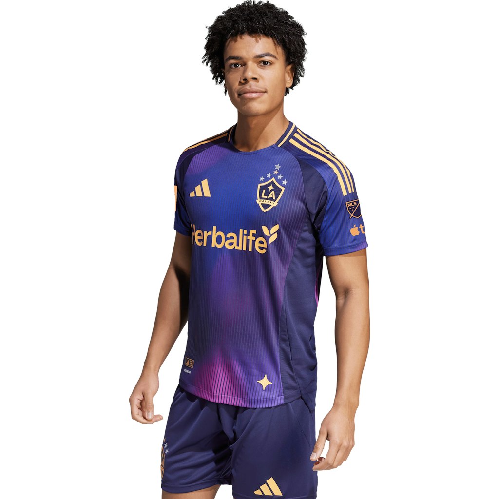 Soccer Clearance Sale at Fanatics: Up to 70% off