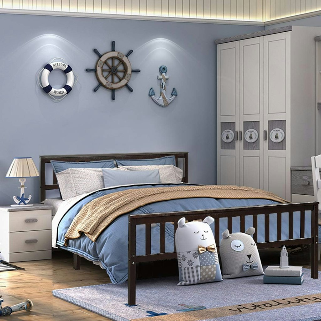 Giantex Queen Platform Bed Frame: $79.99