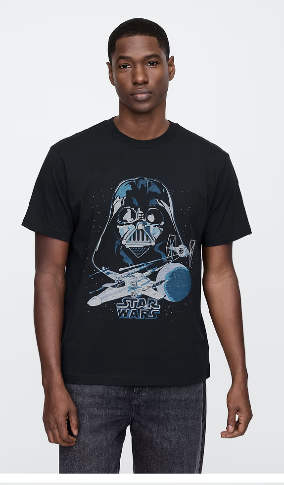 Gap Factory Men's Star Wars Darth Vader Everyday Soft Relaxed Graphic T-Shirt : $13 