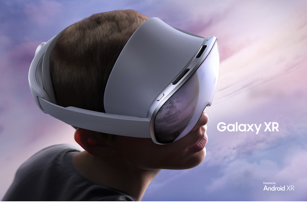 Samsung Galaxy XR 256GB Mixed Reality Headset : Up to $1,030+ off w/ trade-in