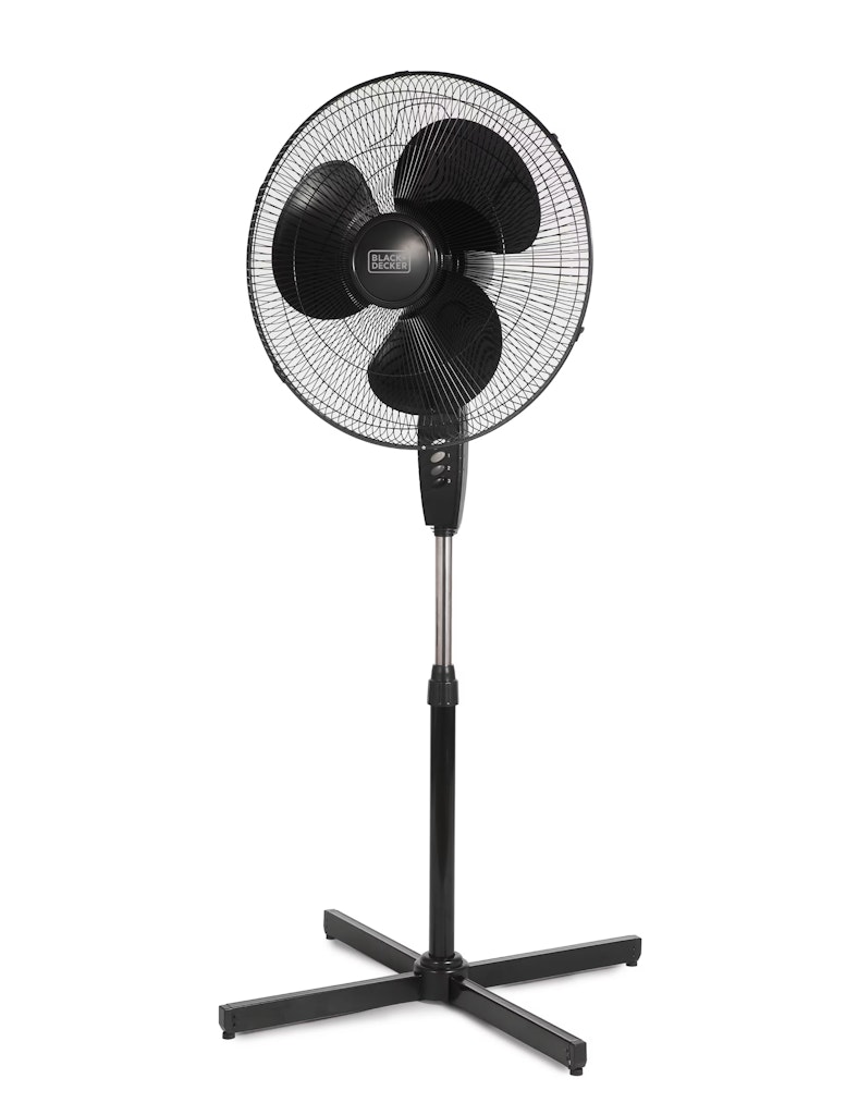 Black+Decker 18" Oscillating Pedestal Fan: $40