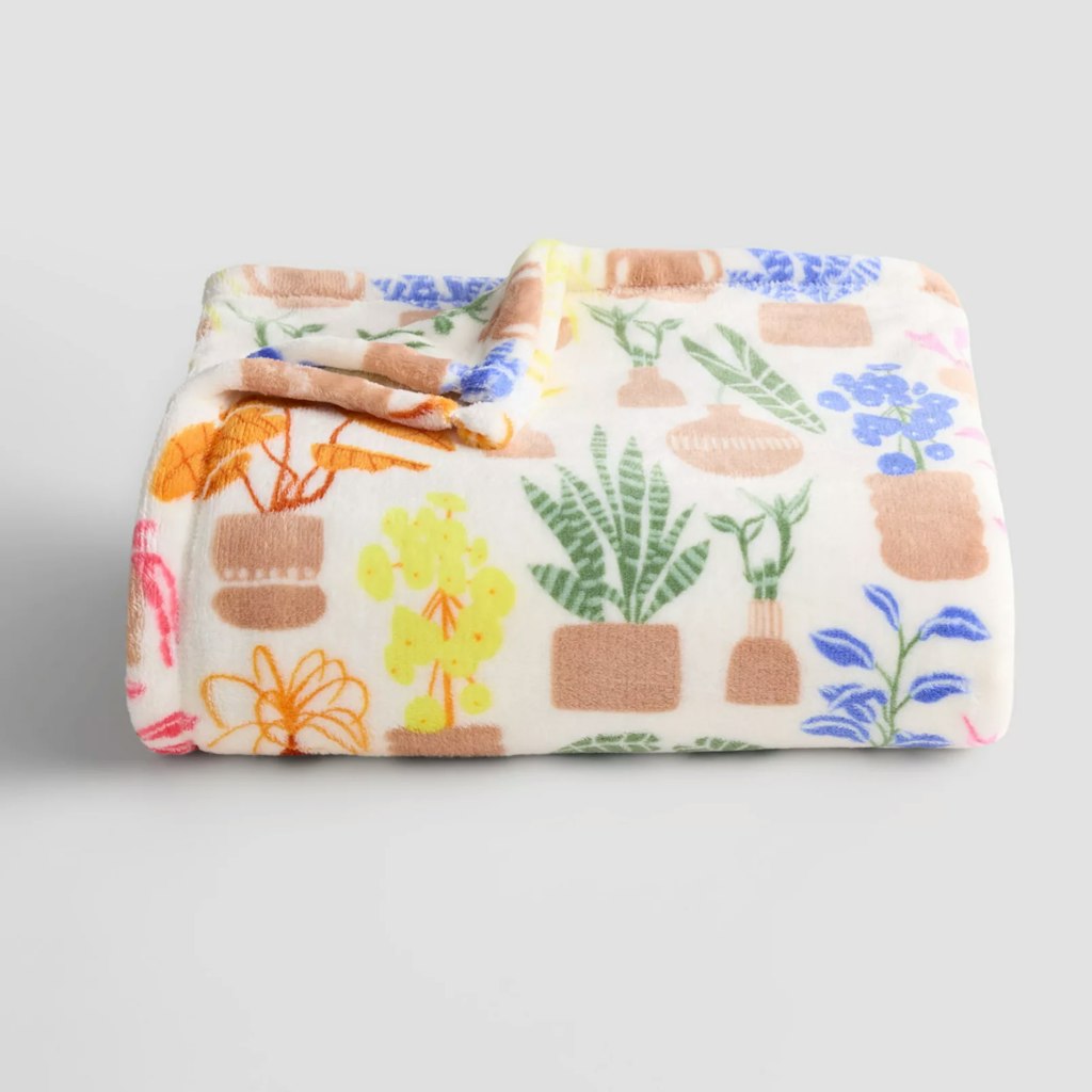Clearance Home Deals at Kohl's:  $10 and under 