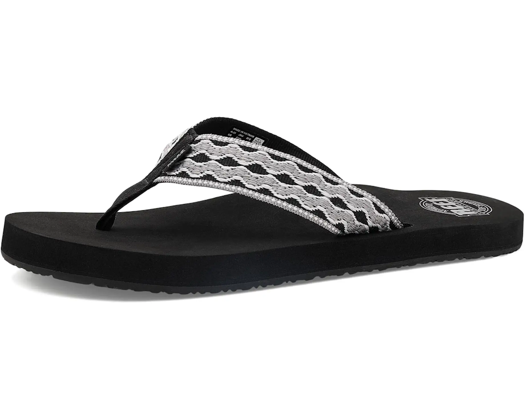Vacation Vibes Sale at Zappos : Up to 60% off Vacation Vibes Sale at Zappos : Up to 60% off