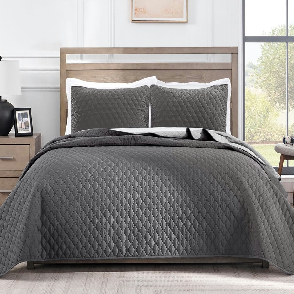 Exclusivo Mezcla King Size 3-Piece Quilt Set: $33.99 Exclusivo Mezcla King Size 3-Piece Quilt Set: $33.99