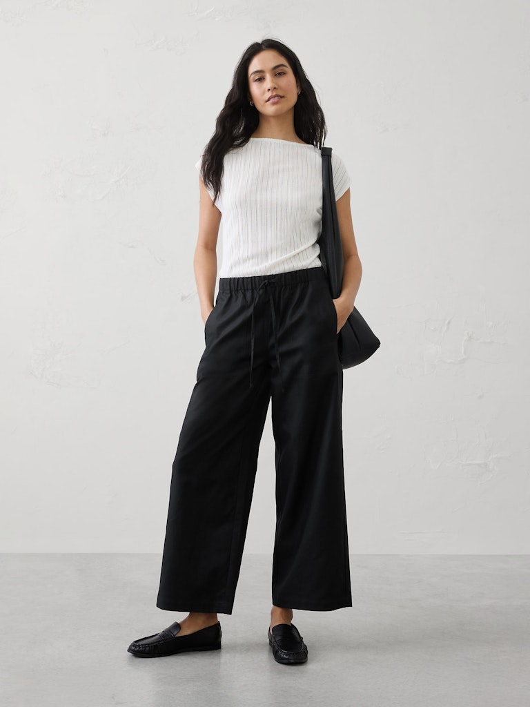 Wide-Leg Mid-Rise Twill Utility Pant: $36