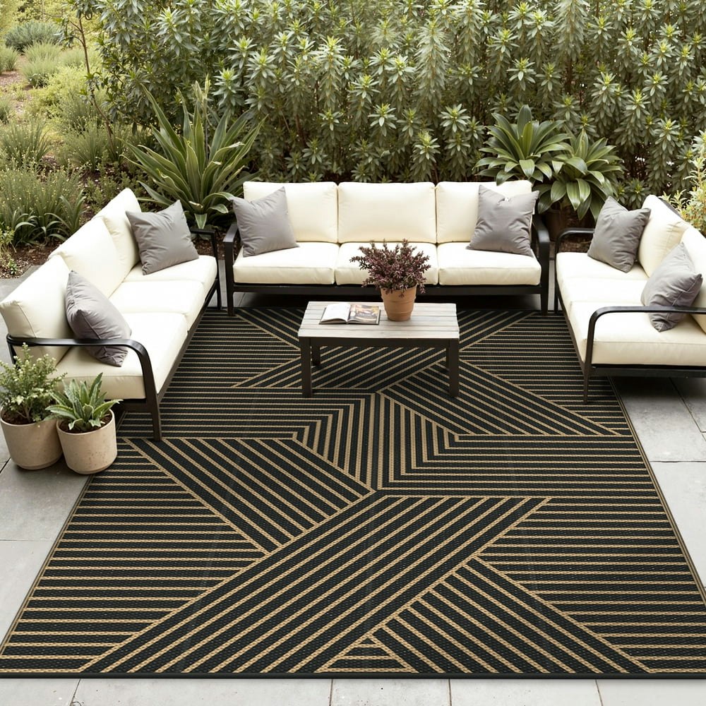 Kueth 6'x9' Geometric Outdoor Patio Rug: $25.99 Kueth 6'x9' Geometric Outdoor Patio Rug: $25.99