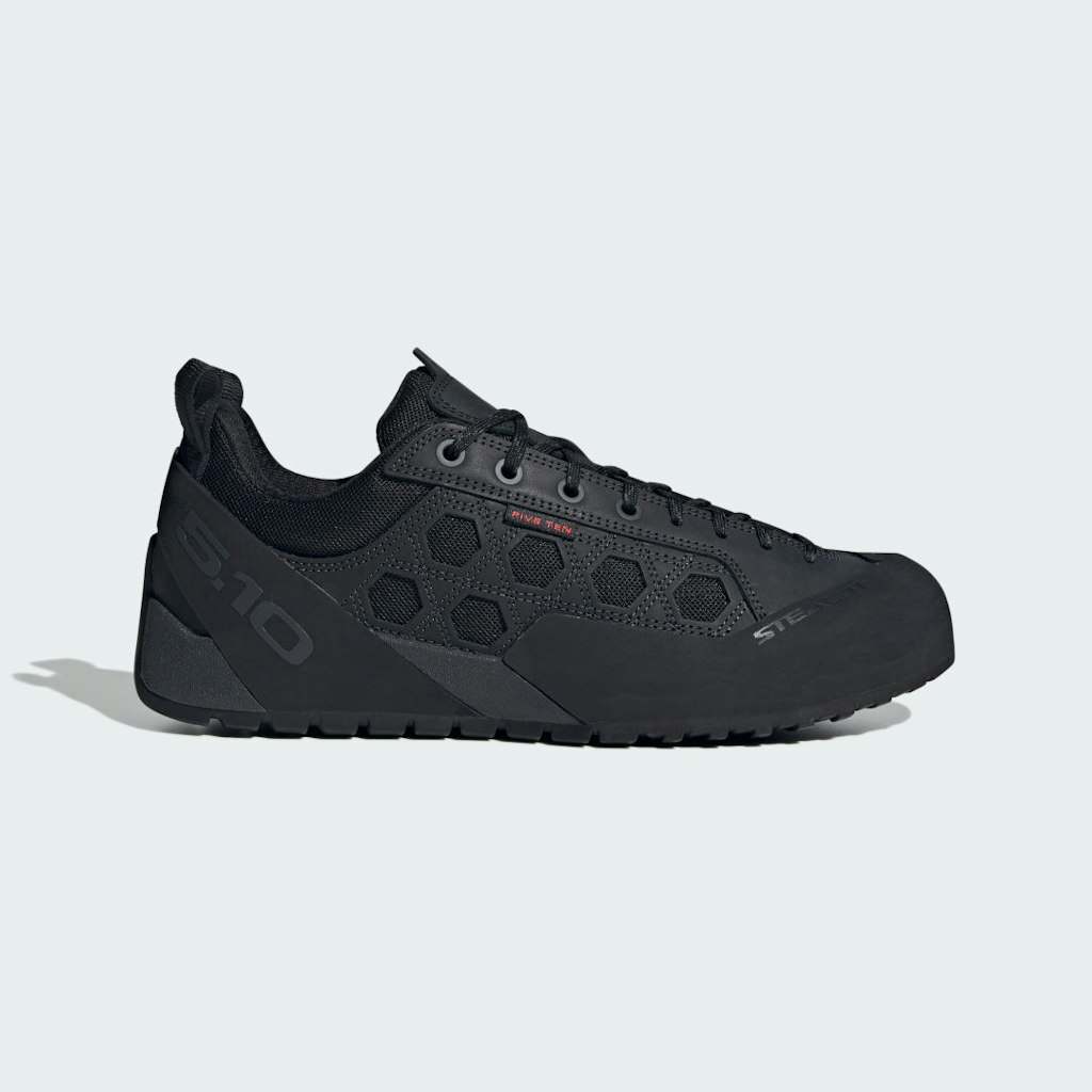 Five Ten Guide Tennie Approach Shoes: $165
