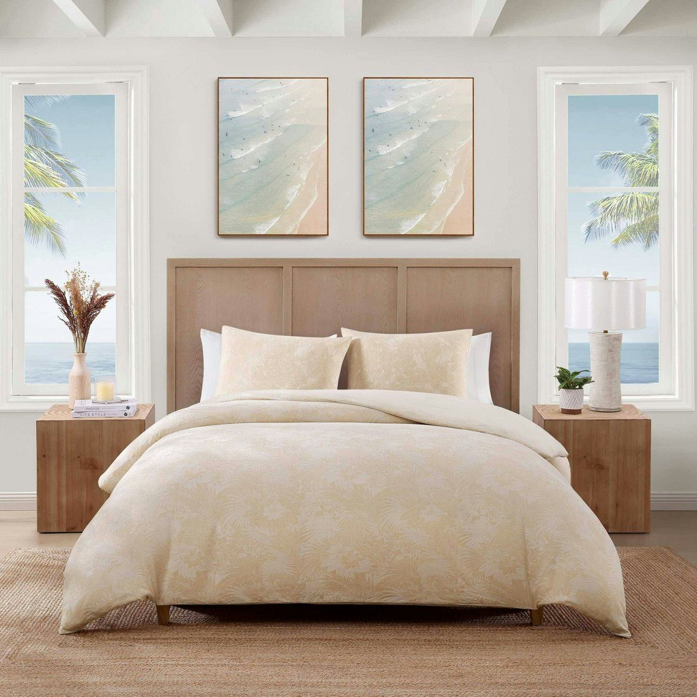 Tommy Bahama Full/Queen Beachside Blooms Duvet Cover Bedding Set: $129.99 Tommy Bahama Full/Queen Beachside Blooms Duvet Cover Bedding Set: $129.99