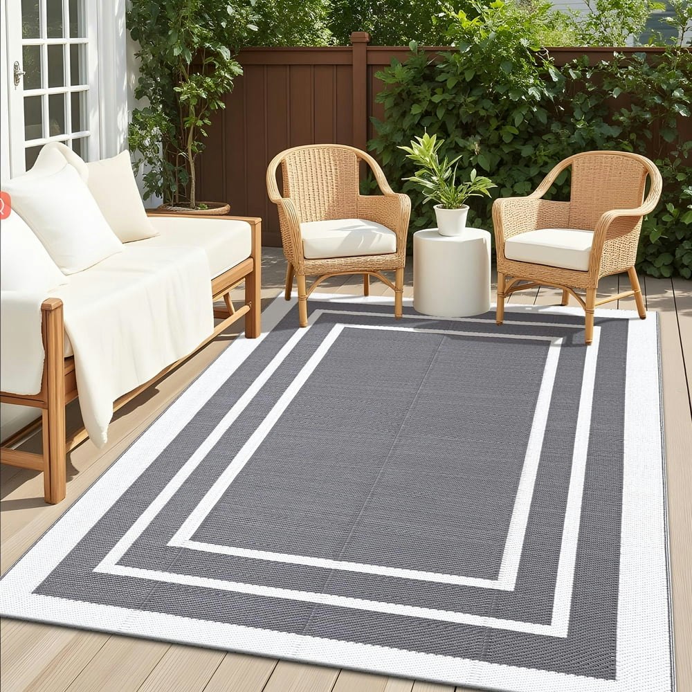 Smiry 5x8 Plastic Straw Outdoor Rug: $21.18