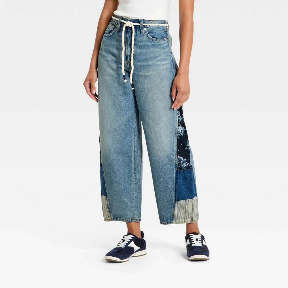 Universal Thread Women's High-Rise Easy Barrel Bandana Print Jeans: $40 Universal Thread Women's High-Rise Easy Barrel Bandana Print Jeans: $40