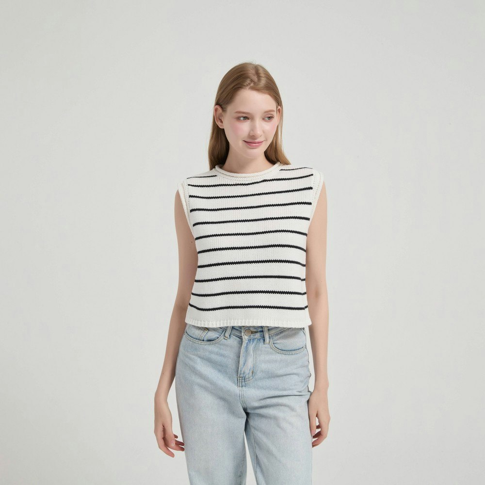 Wild Fable Women's Chunky Sweater Tank: $35