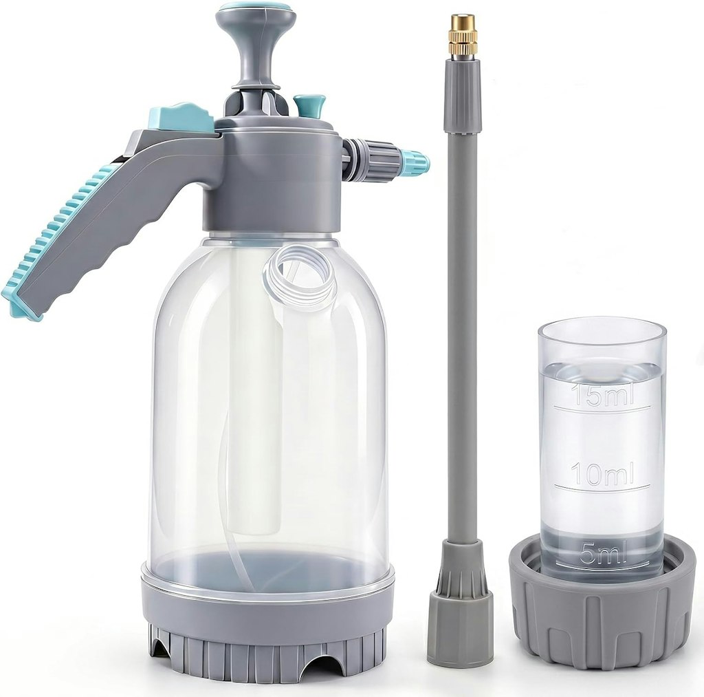 Hewewor 0.5-Gallon Hand Pump Garden Sprayer: $13.99