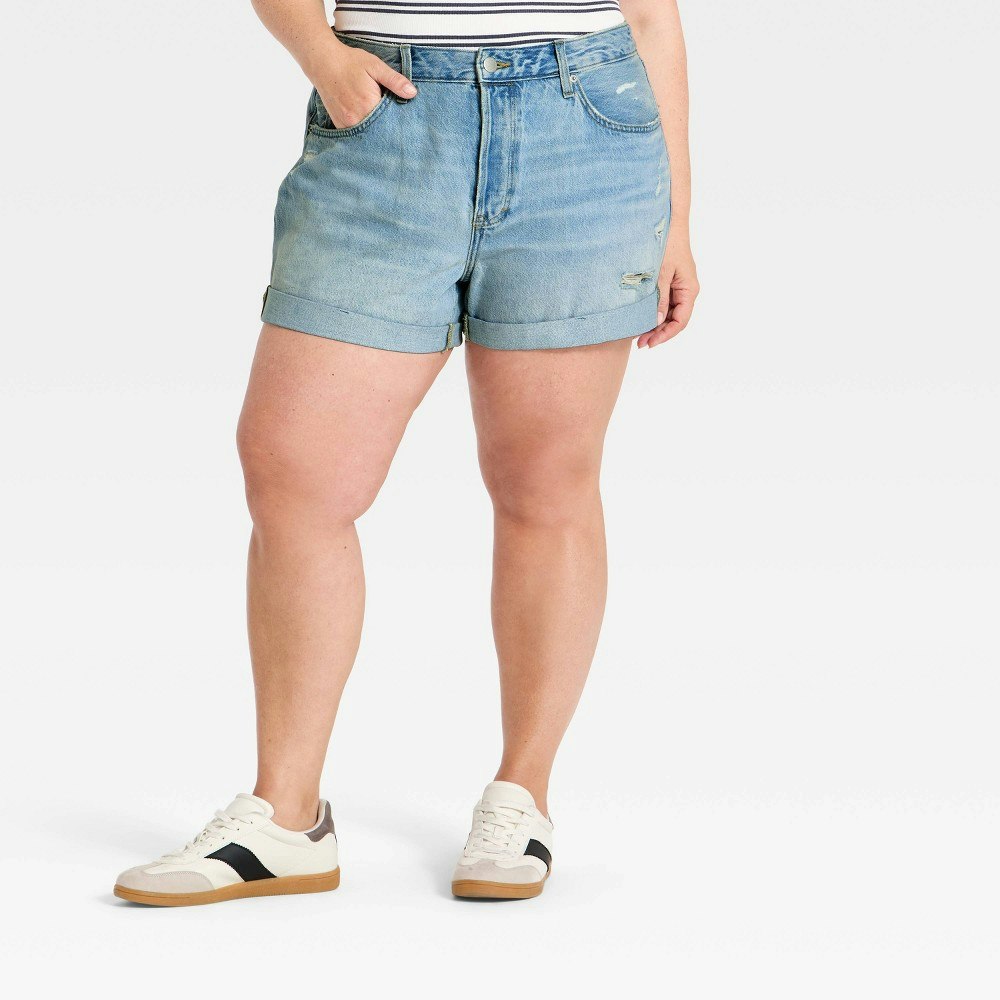 Universal Thread Women's Mid-Rise 90s Baggy Cuff Denim Shorts: $28