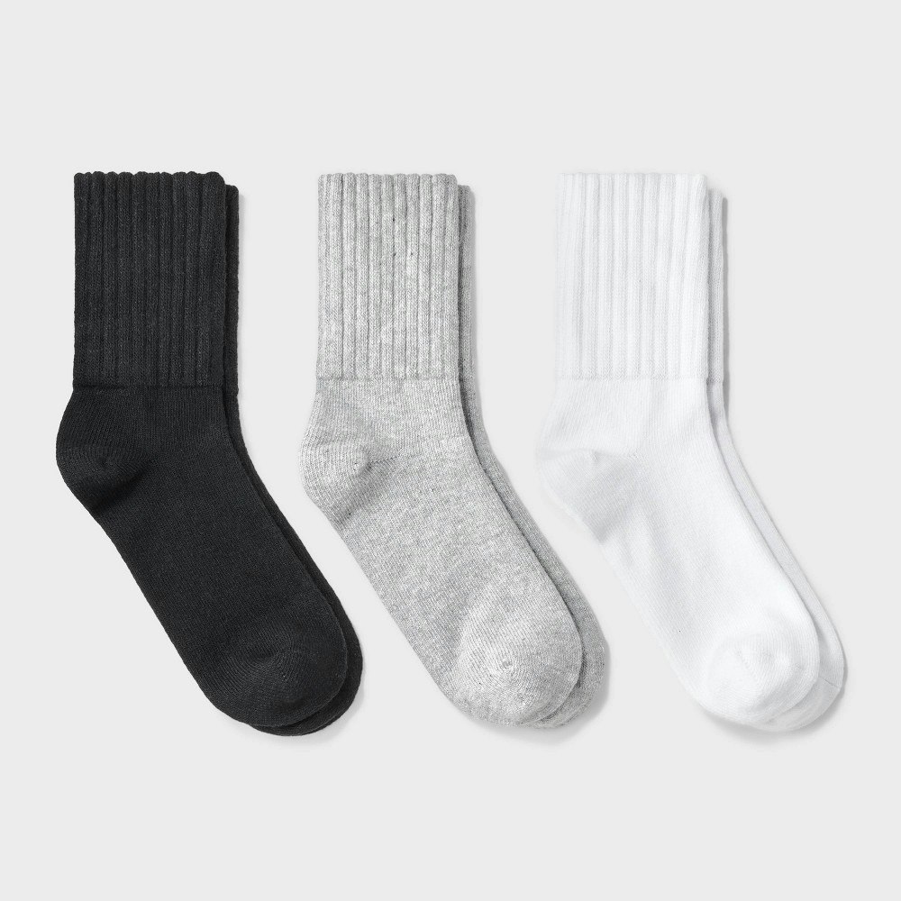 Universal Thread Women's Short Slouch Ankle Socks 3-Pack: $10 Universal Thread Women's Short Slouch Ankle Socks 3-Pack: $10
