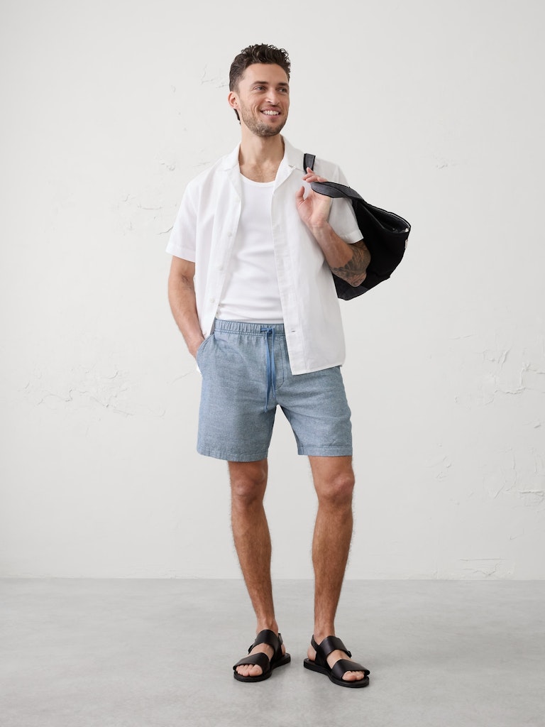 Standard-Fit 7-Inch Linen-Blend Deck Shorts: $25 Standard-Fit 7-Inch Linen-Blend Deck Shorts: $25