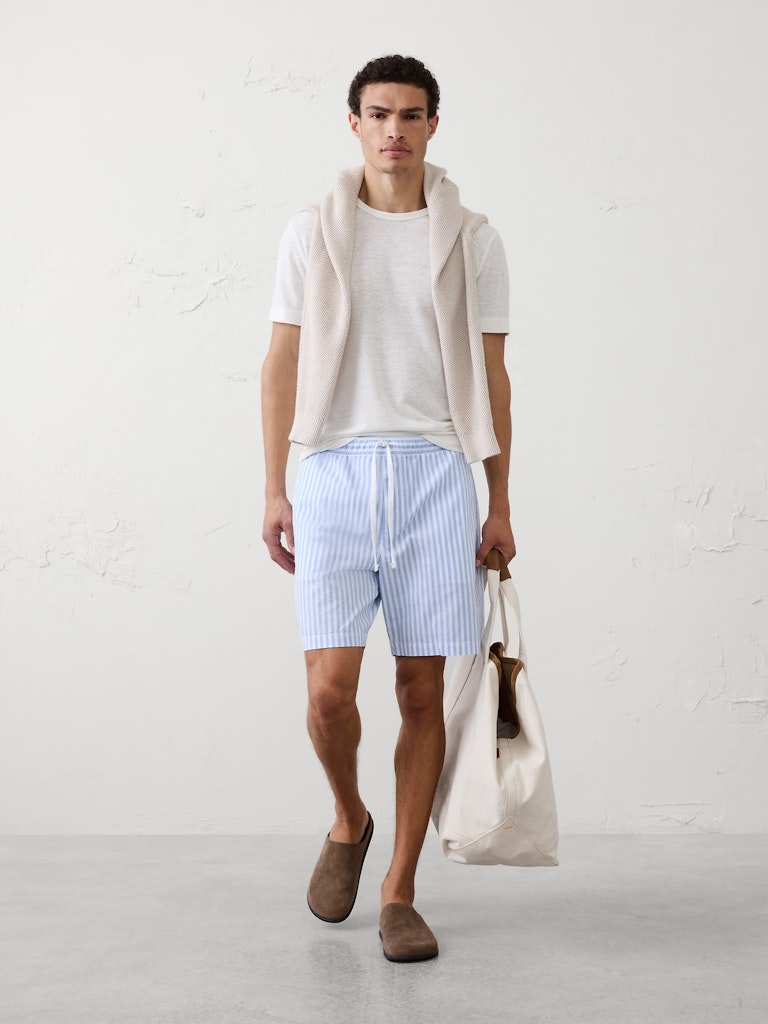 Standard-Fit 7-Inch Linen-Blend Deck Shorts: $25