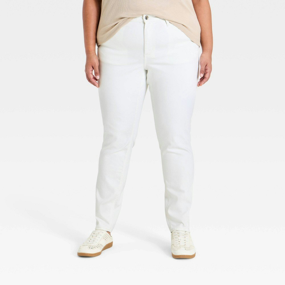 Universal Thread Women's High-Rise Skinny Jeans: $28