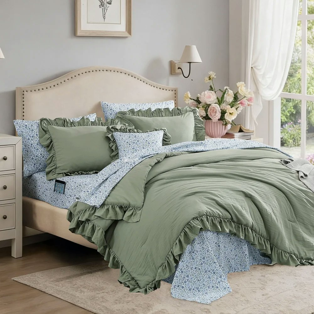 Catami Queen Ruffle 7-Piece Bed in a Bag Set: $63.99