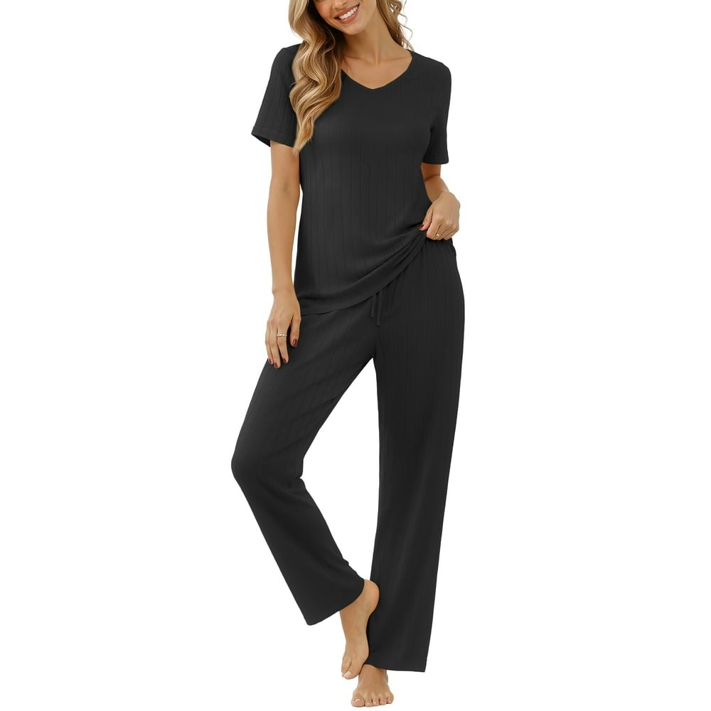 Qylux Women's Short Sleeve Pajama Set: $16.99 Qylux Women's Short Sleeve Pajama Set: $16.99