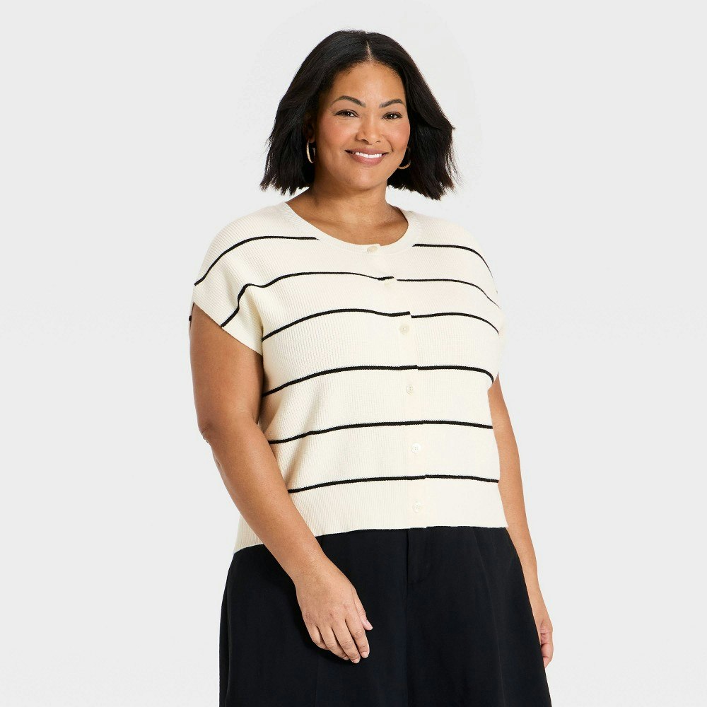 A New Day Women's Crewneck Cap Sleeve Button-Front Sweater Vest 2X: $30