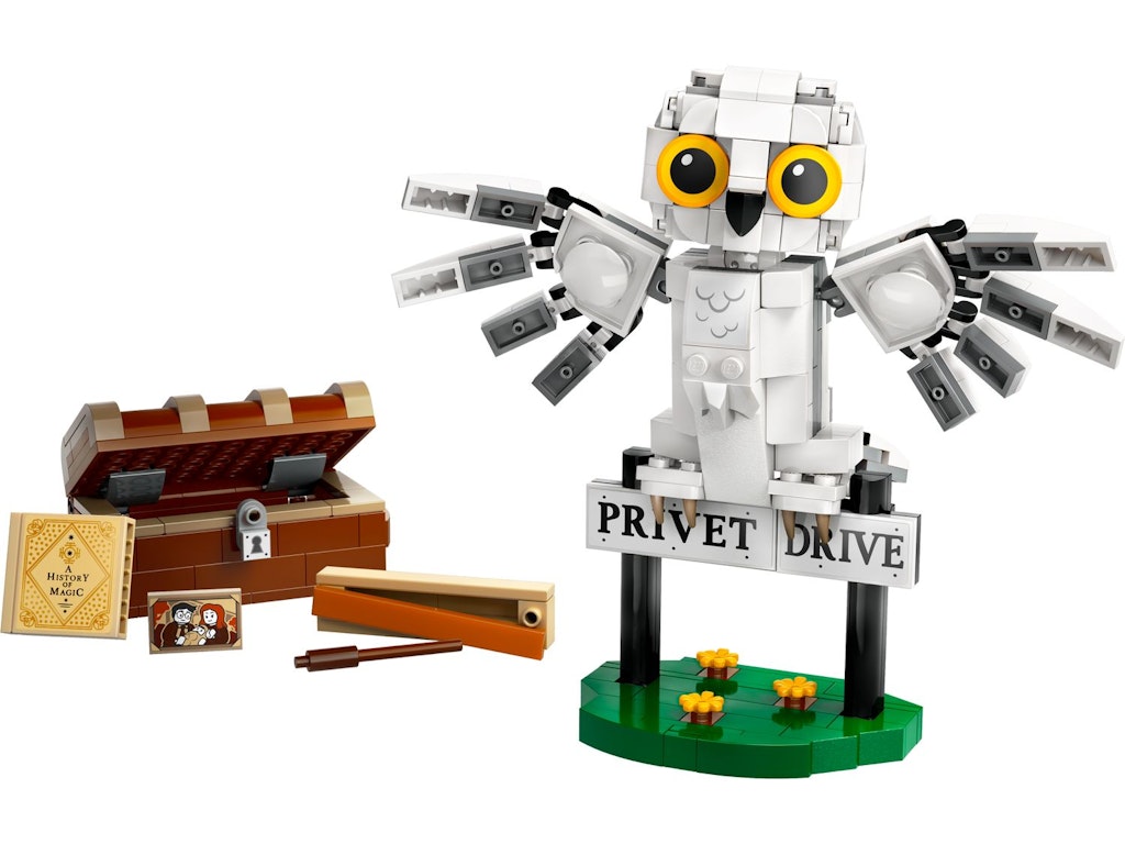 LEGO Harry Potter Hedwig at 4 Privet Drive Building Set: $16