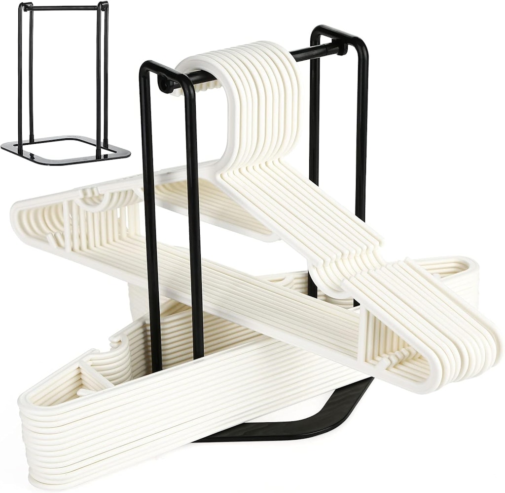 Portable Hanger Organizer Rack: $2.75
