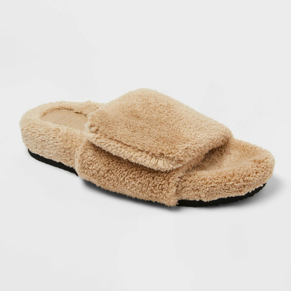 Wild Fable Kara Women's Faux Fur Slide Slippers 8: $30 Wild Fable Kara Women's Faux Fur Slide Slippers 8: $30